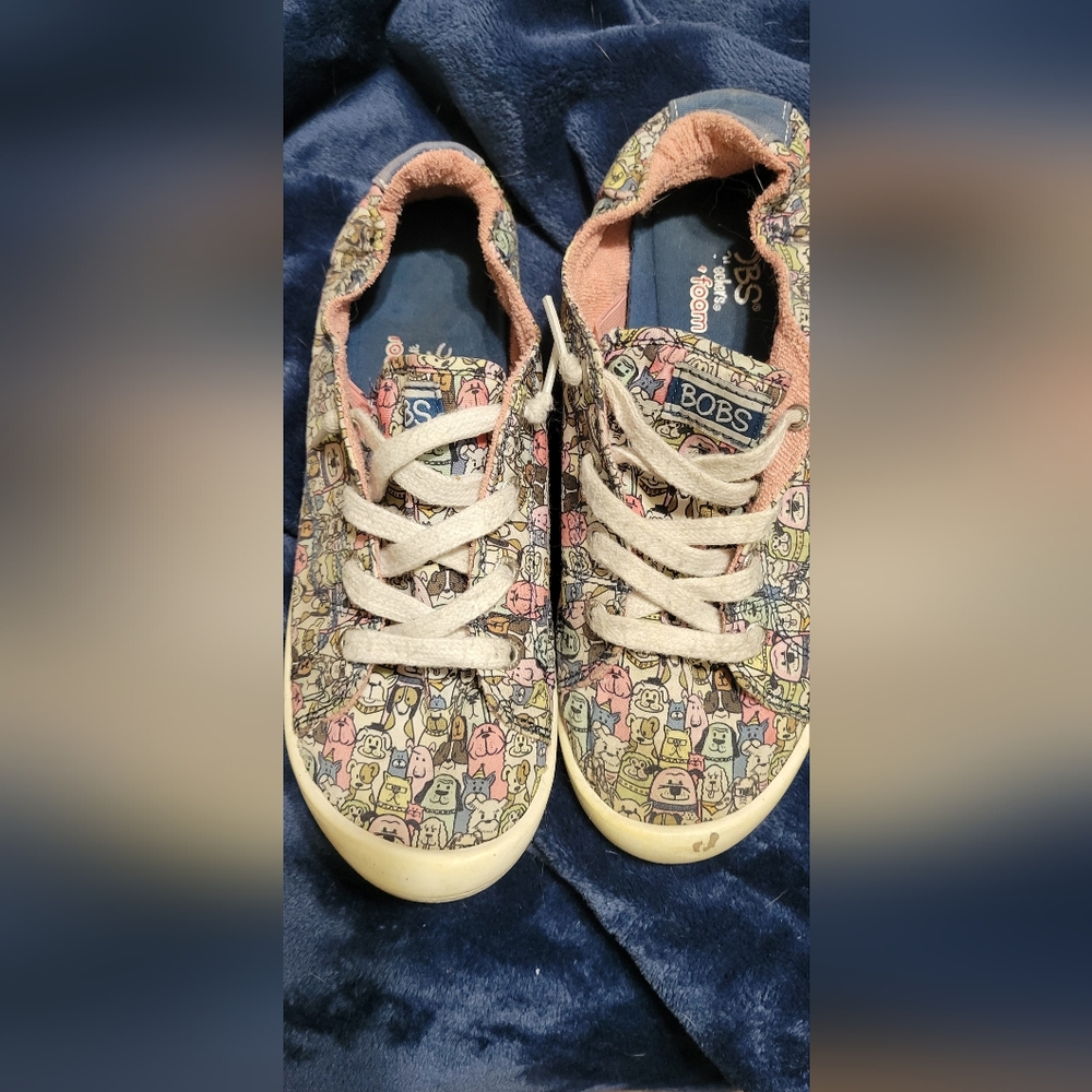 Skechers Women's Bobs Sneakers - size 9